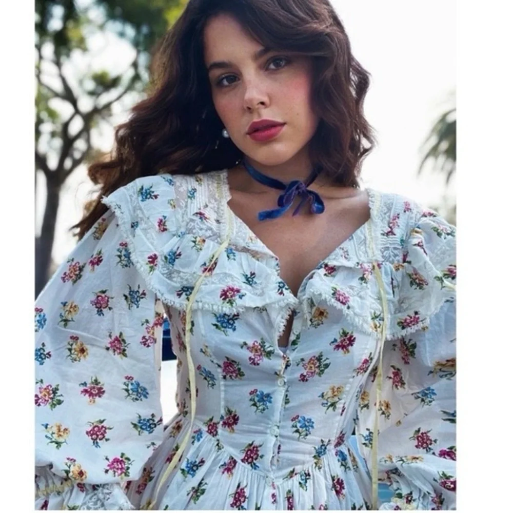 Doen Floral Ruffle Dress - Picture 2 of 11